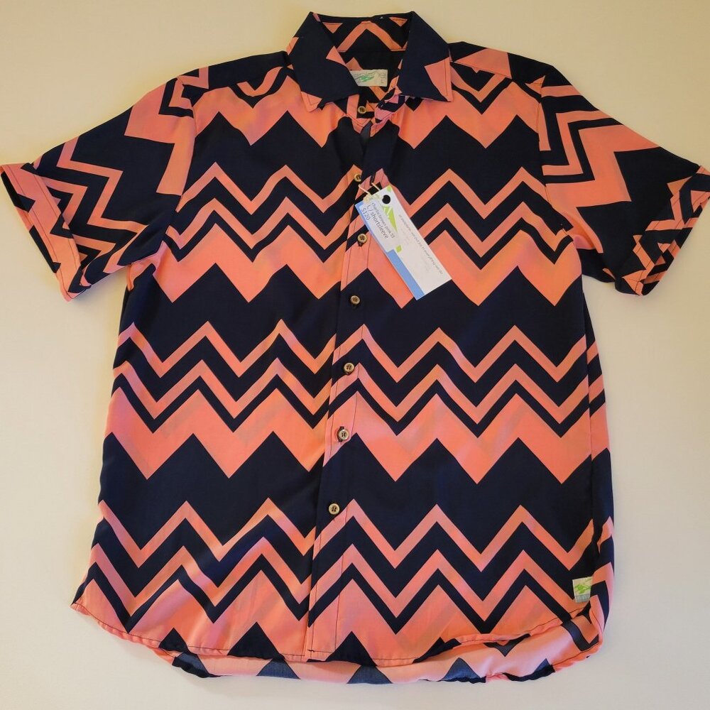 Seaplane Womens Short Sleeve Shirt Size L USA Made Charlie Brown Pink Blue NWT